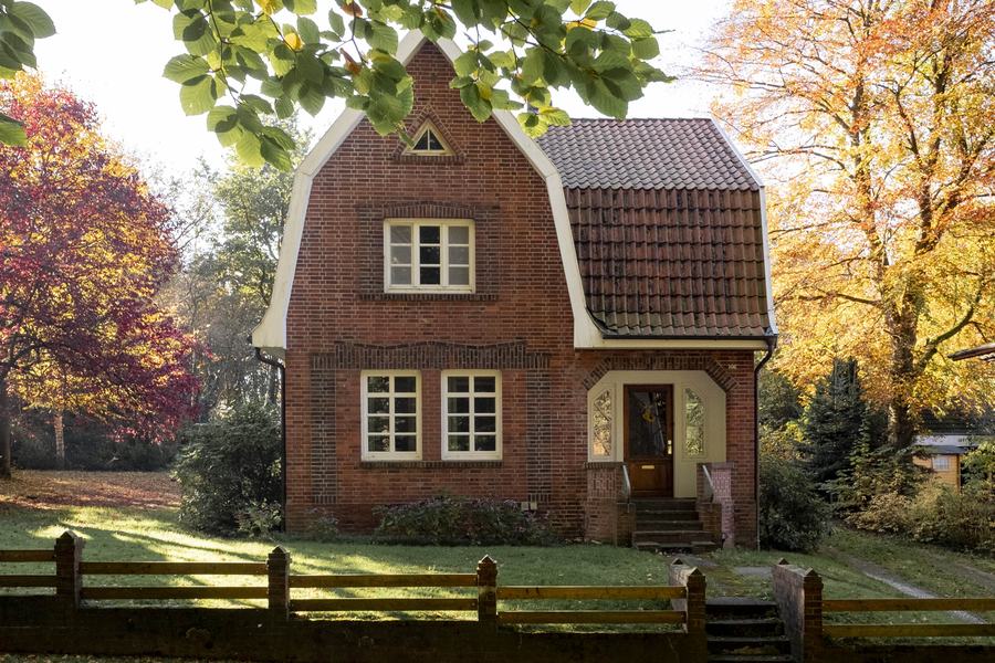 Das Haus im Herbst